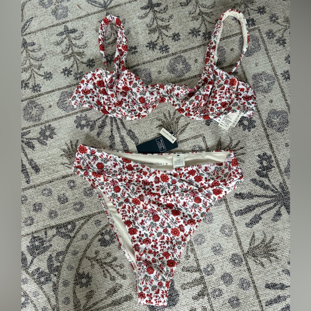 NWT Abercrombie & Fitch Red Floral Bikini